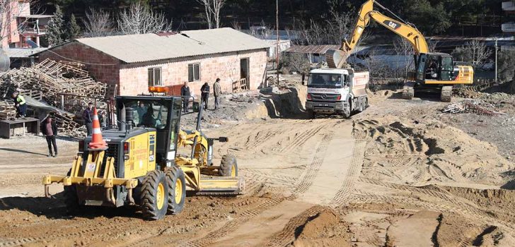 MERKEZEFENDİ’DE YOL ÇALIŞMALARI DEVAM EDİYOR