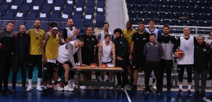 DENİZLİ BASKET’TE SÜRPRİZ DOĞUM GÜNÜ