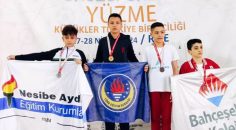 YÜZMEDE TÜRKİYE ŞAMPİYONU OLDU