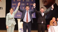 AK PARTİ MERKEZEFENDİ’DE CANBAZ BAŞKAN OLDU